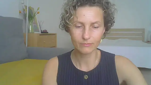 Sylira online show from 07-25-26, 12:55
