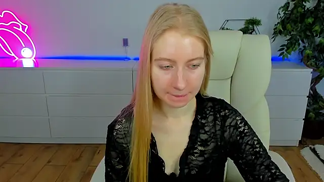 Alina Blonde online show from 03-14-26, 06:41