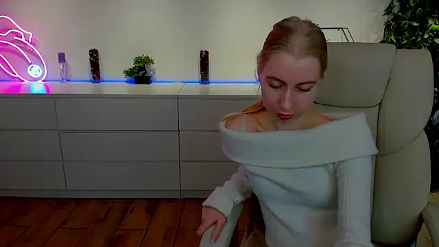 Alina Blonde online show from 11-02-25, 06:40