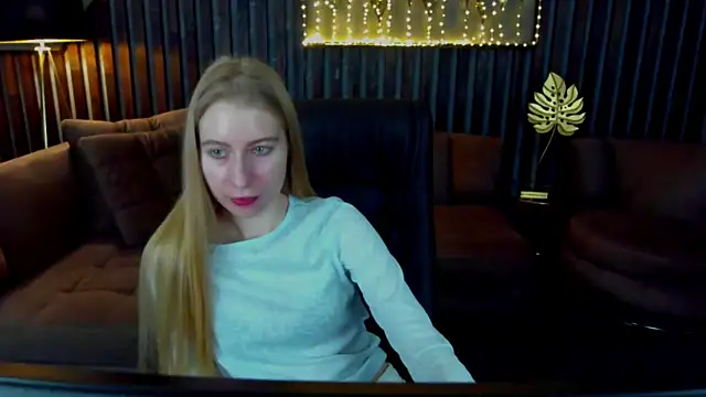 Alina Blonde online show from 03-21-26, 06:36