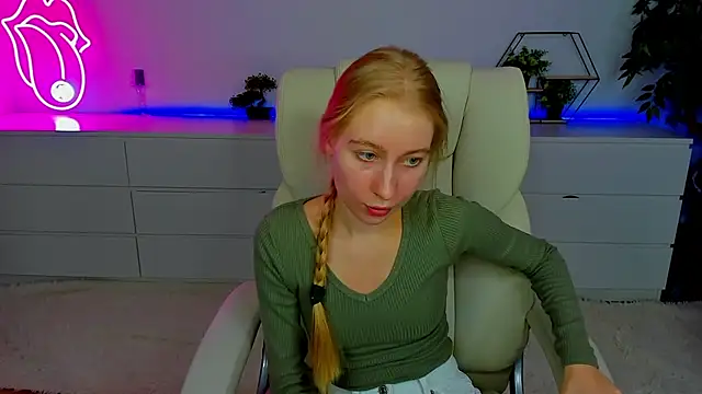 Alina Blonde online show from 10-01-25, 12:09