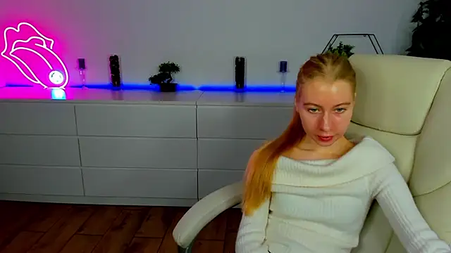Alina Blonde online show from 11-18-25, 06:39