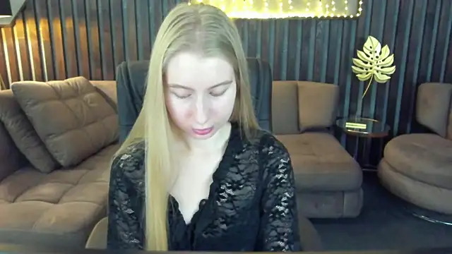 Alina Blonde online show from 03-28-26, 06:36