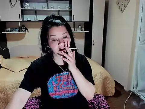 Snapshot of Soffy_Skye chatting on 05-06-26, 05:00 Soffy Skye online show from 05-06-26, 05:00
