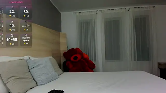 Missy Skye online show from 11-28-25, 06:24