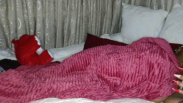 Snapshot of Bustyboobs02xx chatting on 02-17-26, 05:16 Bustyboobs02xx online show from 02-17-26, 05:16