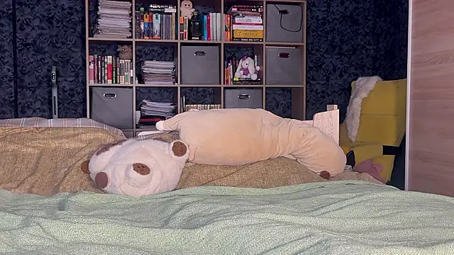 AzureEyes online show from 03-24-26, 02:39