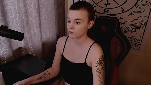 Snapshot of KrisNeal chatting on 02-15-26, 09:08 KrisNeal online show from 02-15-26, 09:08