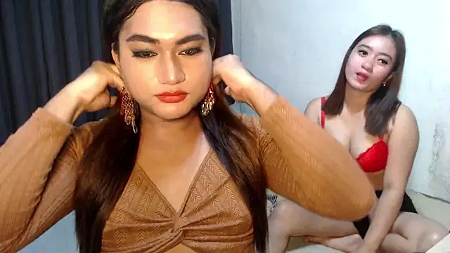 Elysia Fox online show from 03-19-26, 06:57