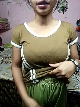 Snapshot of Hotcp6 chatting on 04-24-26, 05:15 Hotcp6 online show from 04-24-26, 05:15