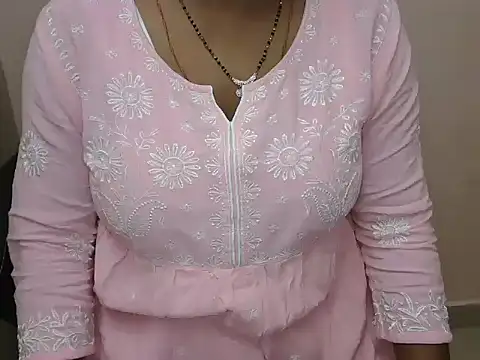 bold naina online show from 11-08-25, 03:43