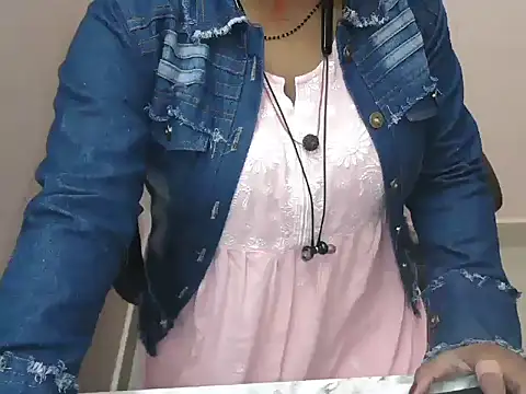 bold naina online show from 11-21-25, 03:49