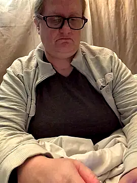 Snapshot of lindamarie_ chatting on 09-22-25, 02:56 lindamarie online show from 09-22-25, 02:56