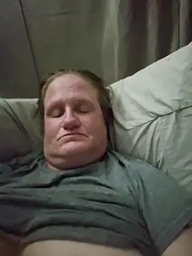 Snapshot of lindamarie_ chatting on 11-01-25, 04:34 lindamarie online show from 11-01-25, 04:34