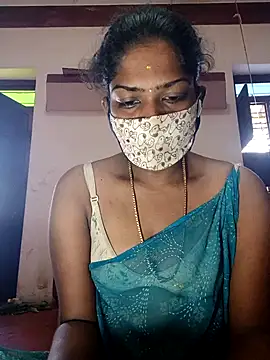 Snapshot of Tamil_Kavitha chatting on 10-31-25, 07:49 Tamil Kavitha online show from 10-31-25, 07:49