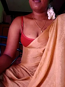 Snapshot of Tamil_Kavitha chatting on 05-11-26, 05:09 Tamil Kavitha online show from 05-11-26, 05:09