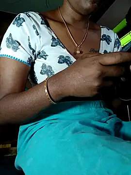 Tamil Kavitha online show from 03-08-26, 06:49