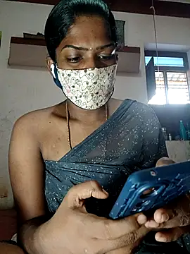 Snapshot of Tamil_Kavitha chatting on 10-28-25, 09:30 Tamil Kavitha online show from 10-28-25, 09:30