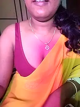 Snapshot of Tamil_Kavitha chatting on 07-25-26, 05:41 Tamil Kavitha online show from 07-25-26, 05:41