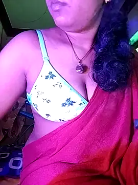 Snapshot of Tamil_Kavitha chatting on 07-02-26, 05:57 Tamil Kavitha online show from 07-02-26, 05:57