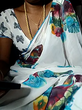 Tamil Kavitha online show from 04-12-26, 12:30