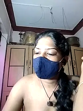 Snapshot of Tamil_Kavitha chatting on 07-13-26, 05:34 Tamil Kavitha online show from 07-13-26, 05:34