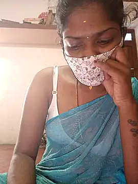 Snapshot of Tamil_Kavitha chatting on 11-26-25, 07:19 Tamil Kavitha online show from 11-26-25, 07:19