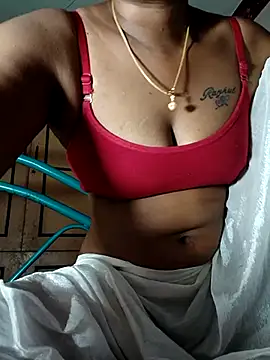 Snapshot of Tamil_Kavitha chatting on 02-20-26, 05:15 Tamil Kavitha online show from 02-20-26, 05:15