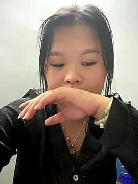 Snapshot of Lonlita18 chatting on 09-22-25, 09:04 Lonlita18 online show from 09-22-25, 09:04