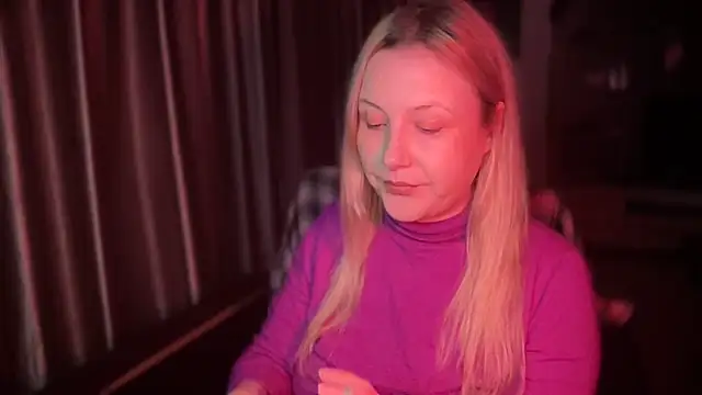 BikiHellena online show from 11-26-25, 07:03