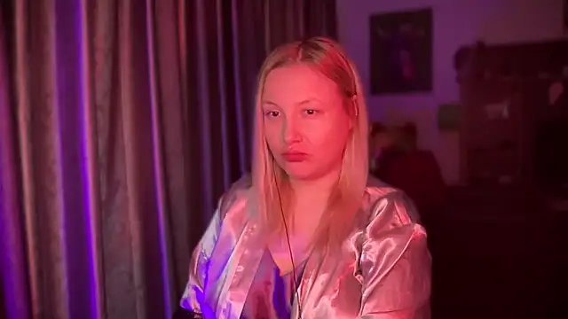 BikiHellena online show from 04-09-26, 06:19