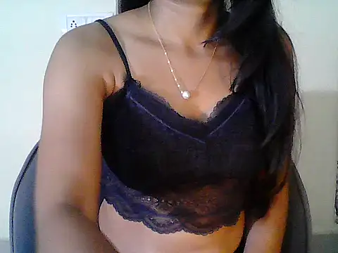 Snapshot of Janvi_singh02 chatting on 10-23-25, 04:38 Janvi singh02 online show from 10-23-25, 04:38