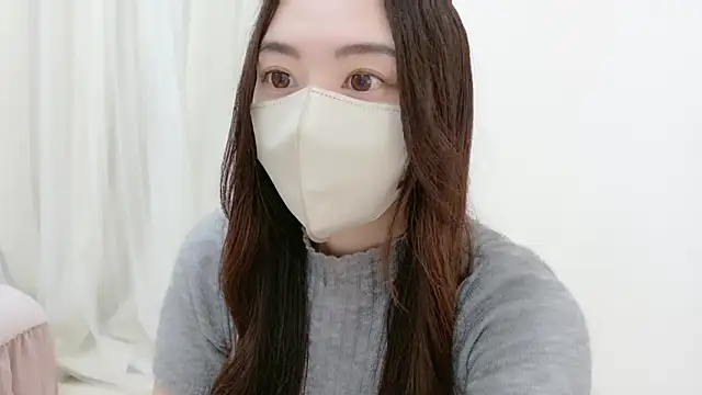  Mia land  online show from 10-13-25, 01:23