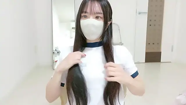  Mia land  online show from 01-18-26, 01:58