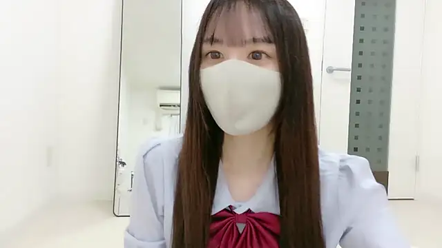  Mia land  online show from 12-15-25, 01:17