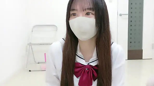  Mia land  online show from 11-24-25, 01:11