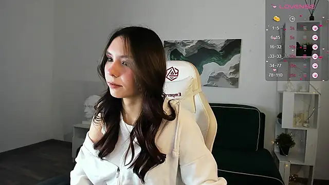 Kelly Harrison online show from 09-23-25, 01:56