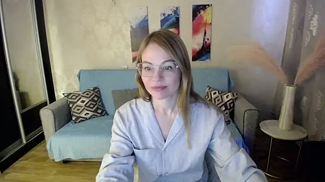 shy hot cat online show from 11-20-25, 10:05