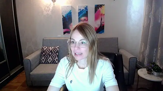 shy hot cat online show from 10-15-25, 06:54