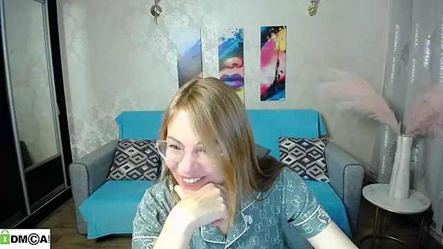 shy hot cat online show from 11-14-25, 07:45