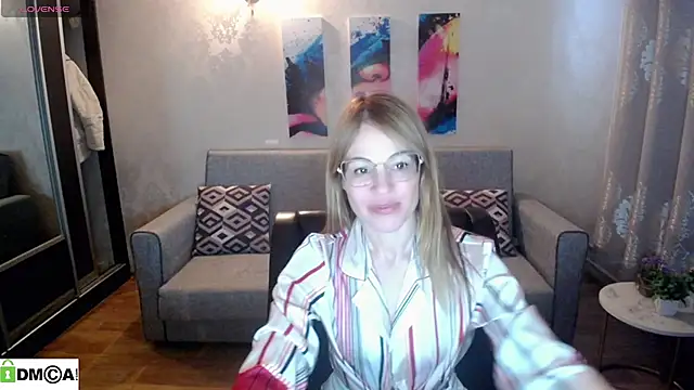 shy hot cat online show from 10-31-25, 07:05