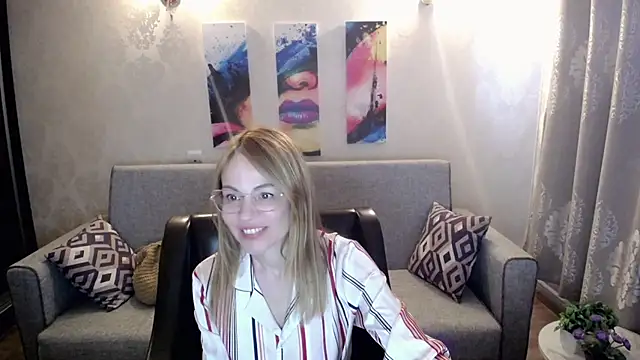 shy hot cat online show from 09-11-25, 12:05