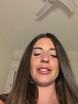 Snapshot of PTlatina chatting on 07-17-26, 10:29 PTlatina online show from 07-17-26, 10:29