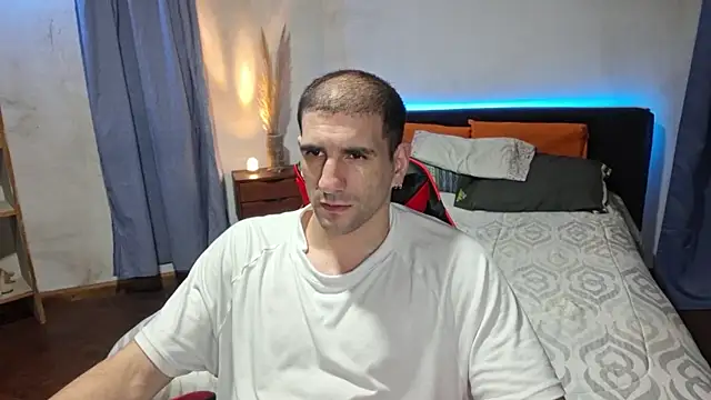 ObeyLust online show from 11-30-25, 01:17