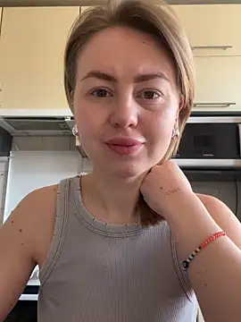 Snapshot of MartaLuna_ chatting on 03-02-26, 06:47 MartaLuna online show from 03-02-26, 06:47