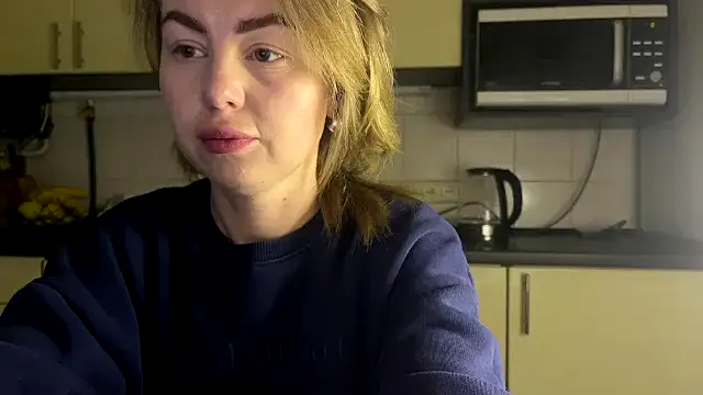 MartaLuna  online show from 04-08-26, 07:37