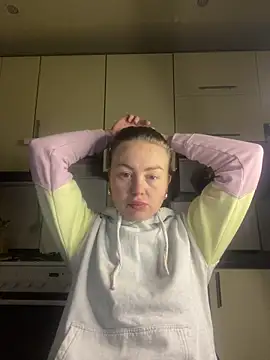 Snapshot of MartaLuna_ chatting on 02-07-26, 09:01 MartaLuna online show from 02-07-26, 09:01