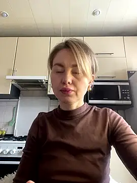 Snapshot of MartaLuna_ chatting on 01-16-26, 09:02 MartaLuna online show from 01-16-26, 09:02