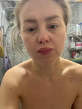 Snapshot of MartaLuna_ chatting on 01-15-26, 08:34 MartaLuna online show from 01-15-26, 08:34