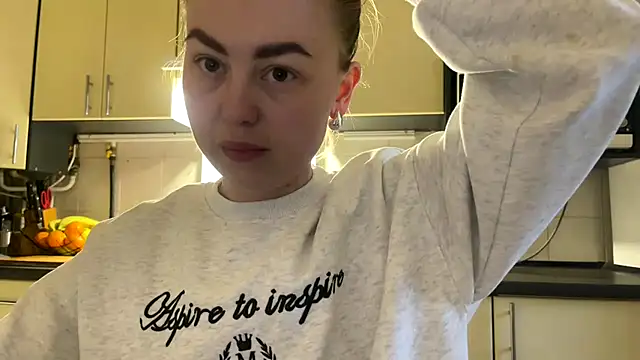 MartaLuna  online show from 04-10-26, 03:52